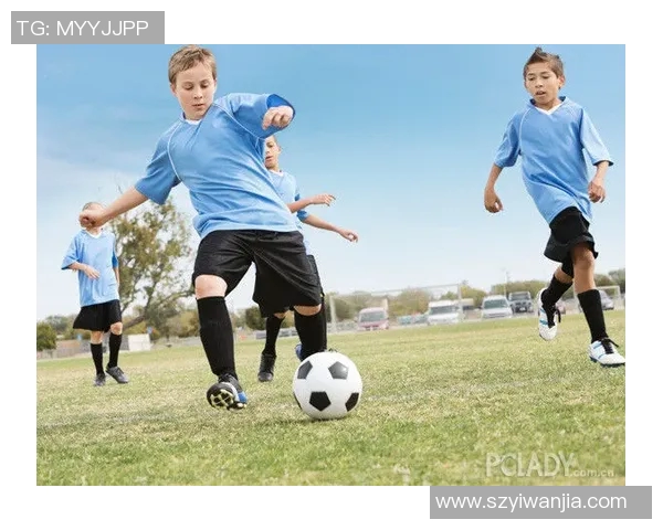 足球明星挑选球鞋的秘诀与技巧揭秘分享 足球明星挑选球鞋的秘诀与技巧揭秘分享